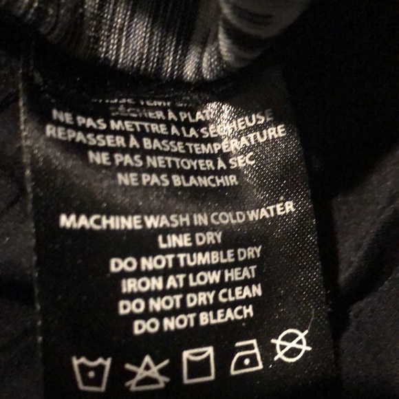 Tagged S, fits M, athletic shirt - Picture 6 of 8